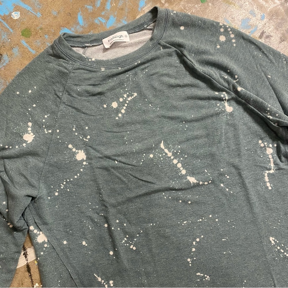 NEVER WORN NWOT splatter long sleeve top